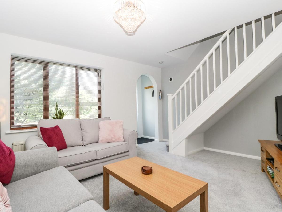 16 Mythern Meadow Bradford-On-Avon ภายนอก รูปภาพ